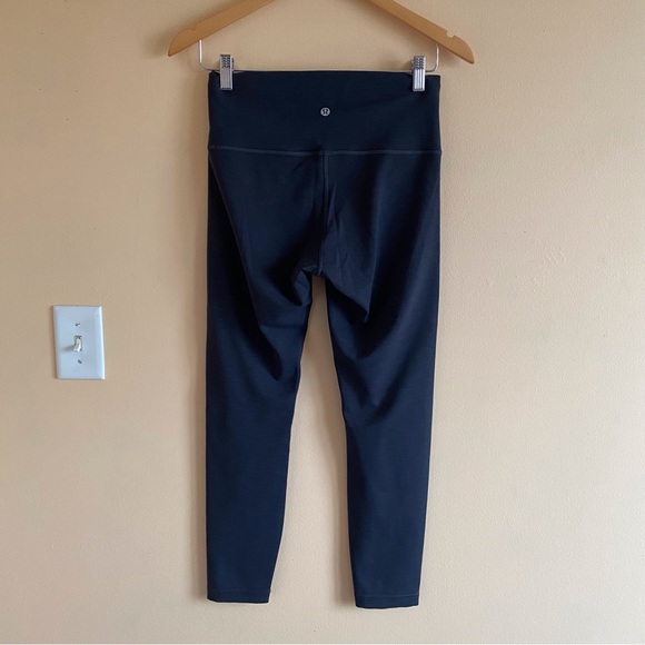 Lululemon Wunder Train High-Rise Tight 25"
Heathered Graphite Grey - Picture 2 of 9